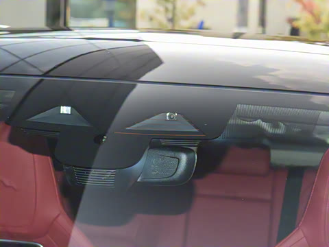 2025�� P400 SPORT