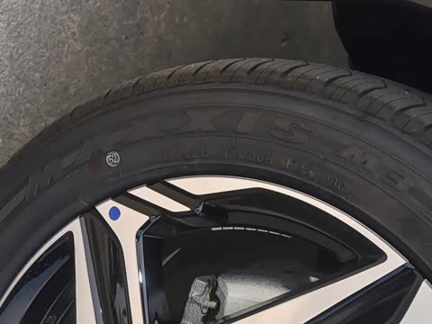 2025�� �Ŀ� ���� 2.0L CVT XV+���Ȱ�