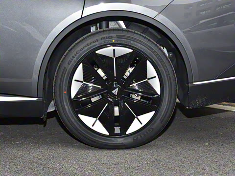 2025�� ���羫Ӣ��