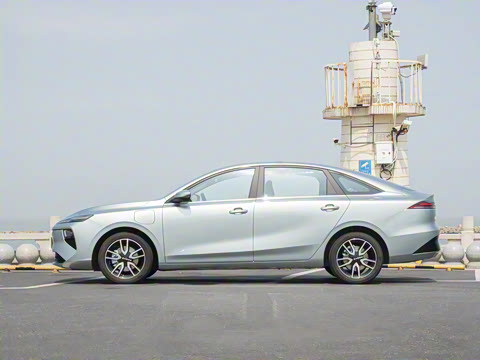 2025�� 520km ������