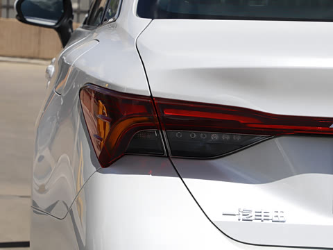 2024�� 2.0L ��ȡ��