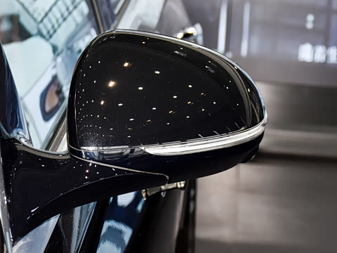 2024�� �Ŀ� S 400 L ������