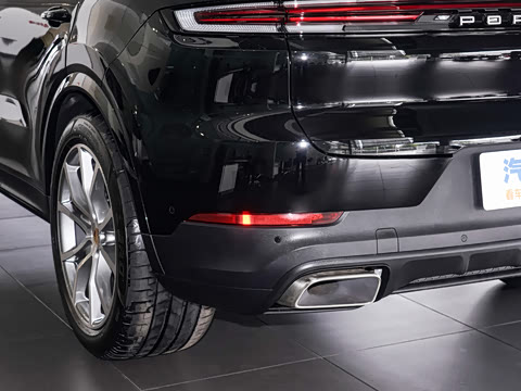 2025�� Cayenne 3.0T