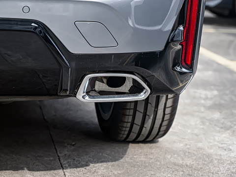 2025�� 325i M�˶���װ