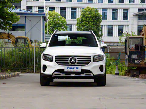 2025 GLB 220 ʱ