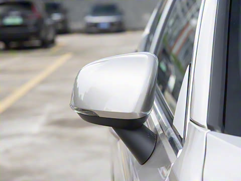 2025�� B4 ���ݺ�����