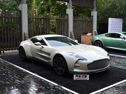 ��˹�١����� ��˹�١�����One-77