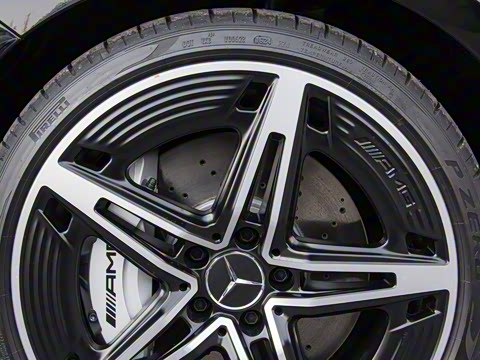 2025�� AMG A 35 4MATIC