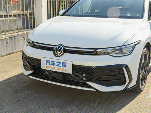 2025�� 300TSI R-Line