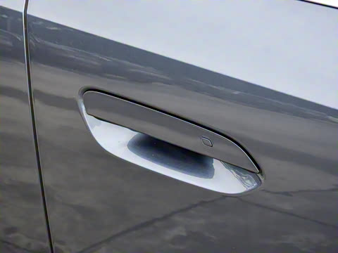 2025�� EV 470KM������