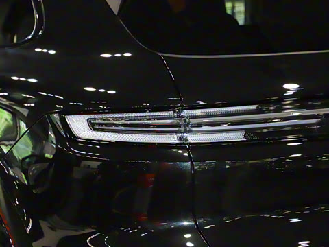 2025�� Cayenne 3.0T ���۰�