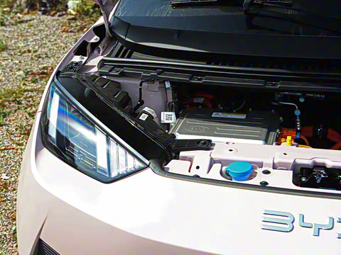 2025�� �Ǽݰ� 305km ���ɰ�