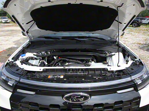 2024�� 2.3T EcoBoost �����۷�� 7��