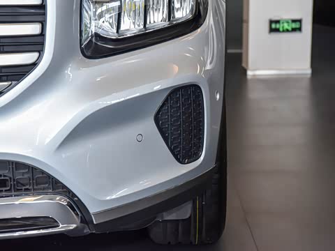 2025�� GLB 220 ������