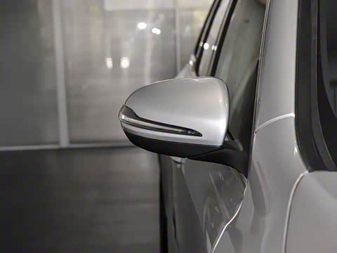 2025�� GLB 220 ������