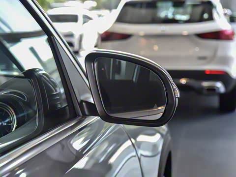 2025�� GLB 220 ������