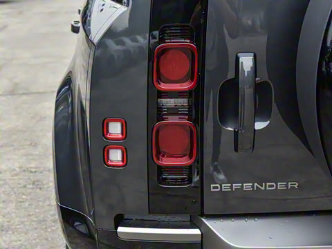 2025�� 110 3.0T P400 X-Dynamic HSE