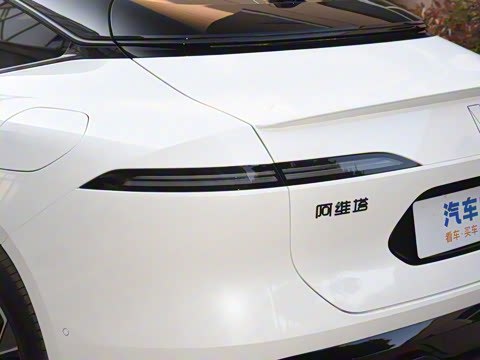 2025�� Ultra�����