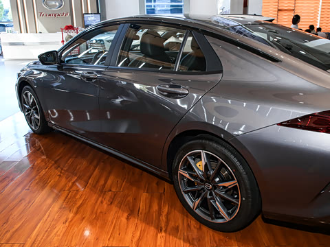 2023�� 270T DCT J15��