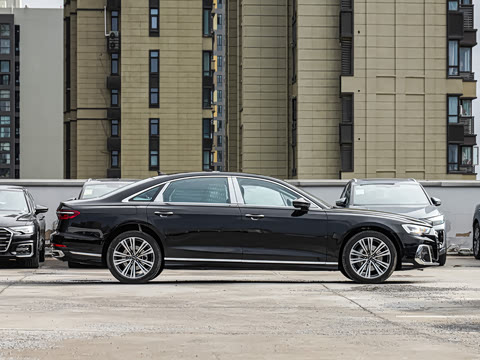 2025�� A8L 45 TFSI quattro ������