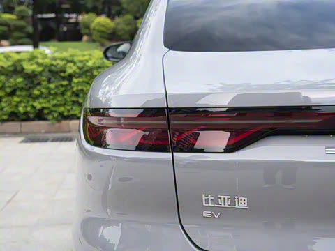 2025�� EV 605KM�����