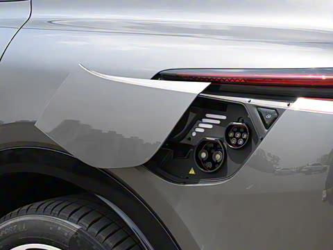 2025�� ���°� Ultra