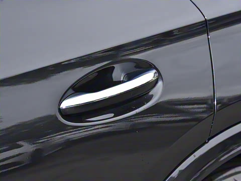 2025�� GLC 260 L 4MATIC ������