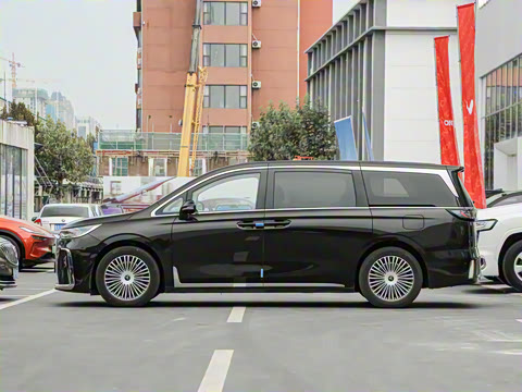 2025�� PHEV �������������