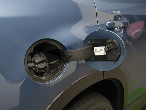 2024�� 2.0i AWD ������