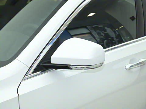 2023�� 28T ������