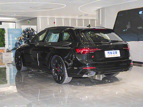 2024��  RS4 Avant �����