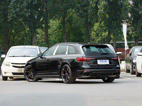 2024��  RS4 Avant ȼ���