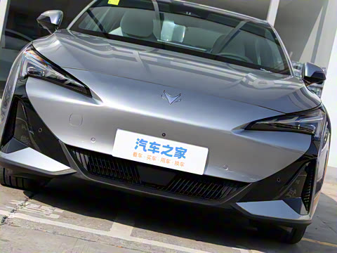 2024�� 560PRO 185kW