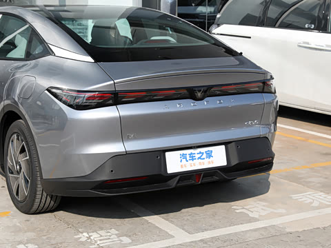 2024�� 560PRO 185kW