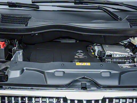 2025�� 2.0T ʢ��