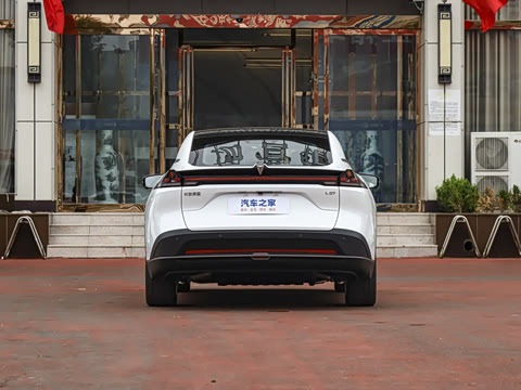 2024�� 230Max���̰�