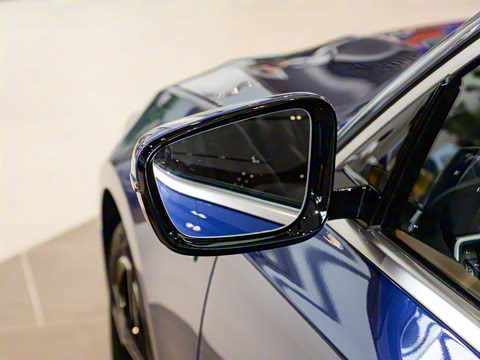 2024�� 325i M�˶���װ