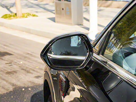 2025�� 2.0T ������Ӱ��