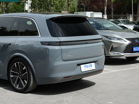 2025�� Max ���ܻ��°�