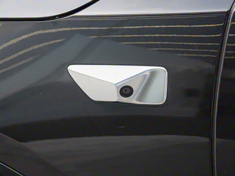 2025�� Ultra ���ܻ��°�