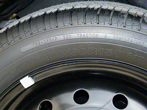 2025�� 251km ϲ���� 25.05kWh