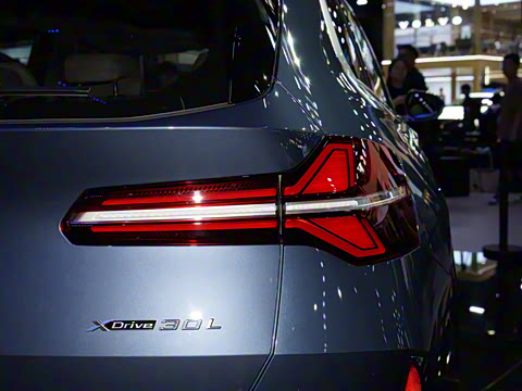 2025�� xDrive30L ������ M�˶���װ