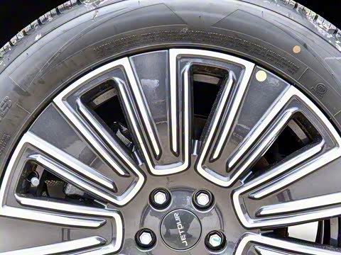 2025�� 1.5T ��Ӣ�� 7��