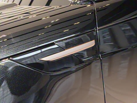 2025�� 400PS Dynamic SE