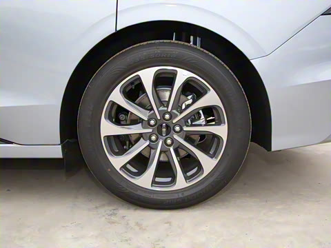 2025�� 2.0T ���а�