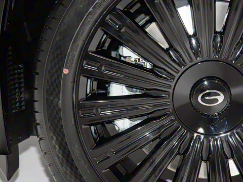 2025�� Ǭ�� UItra 6��