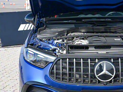 2024�� AMG GLC 43 4MATIC ����SUV
