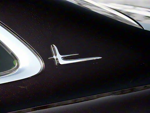 2025�� E 260 L �˶���