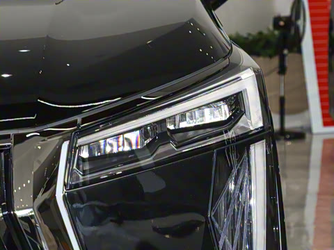 2023�� ��ʦϵ�� 400T �콢��