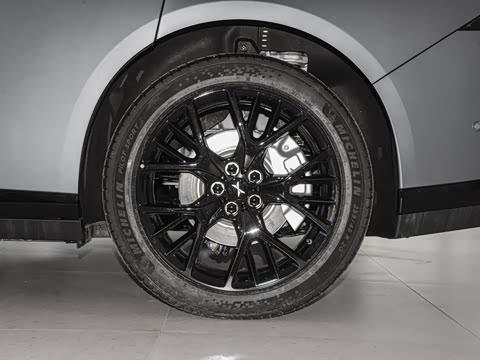 2024�� �޶��� Max